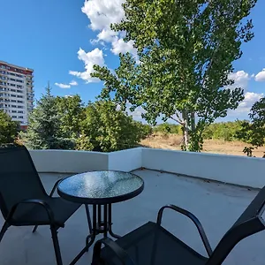 Horizon View - Lakefront Terrace Bucureşti